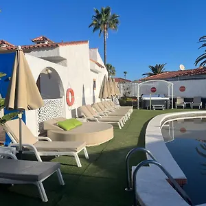 Rainbow Golf Bungalows, Gay Men-only Aldeamento Turístico Maspalomas (Gran Canaria)